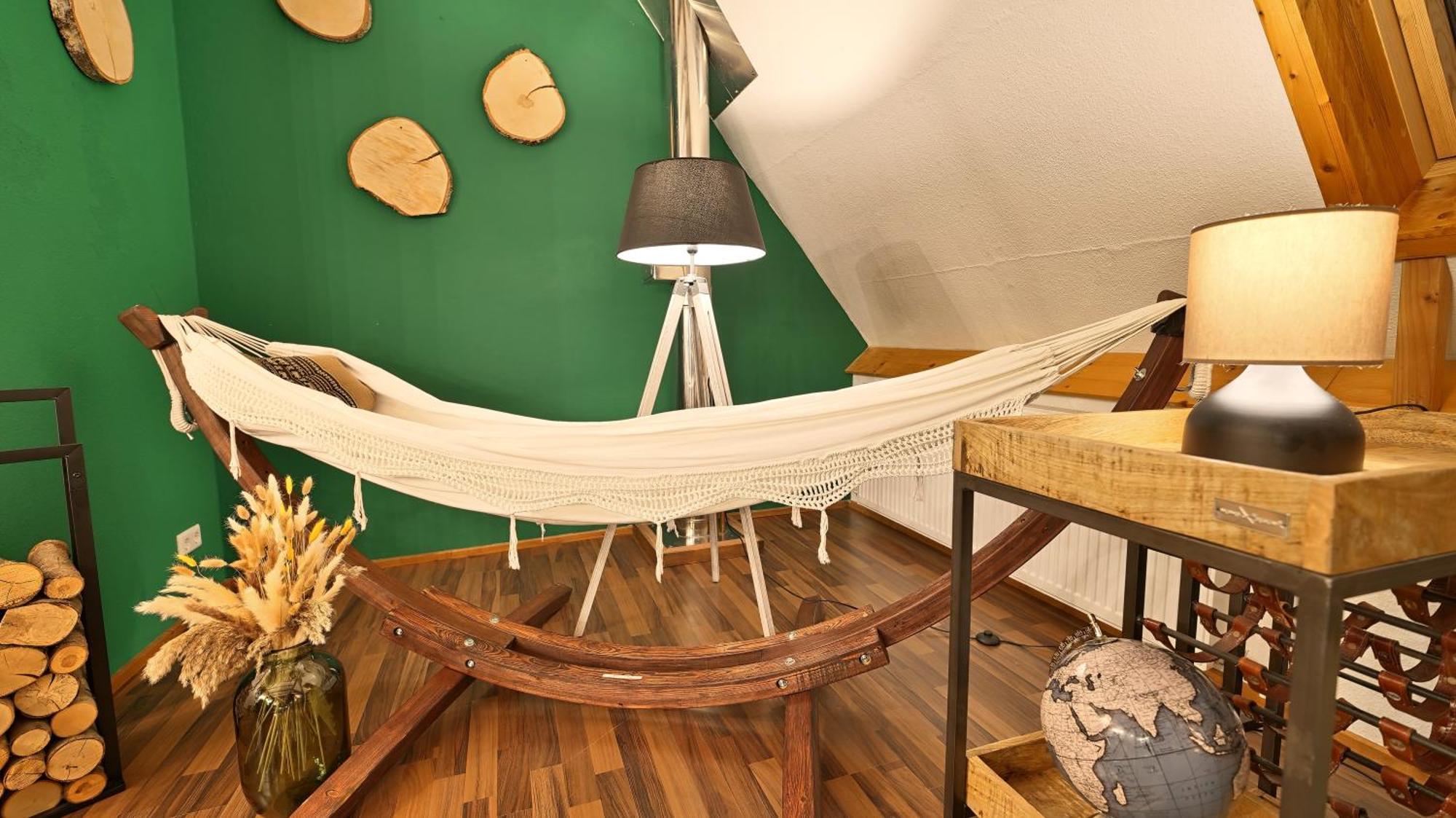 Green Loft Schwarzwald - Dach-Balkon--Musik-Ecke Fluorn-Winzeln Exteriör bild